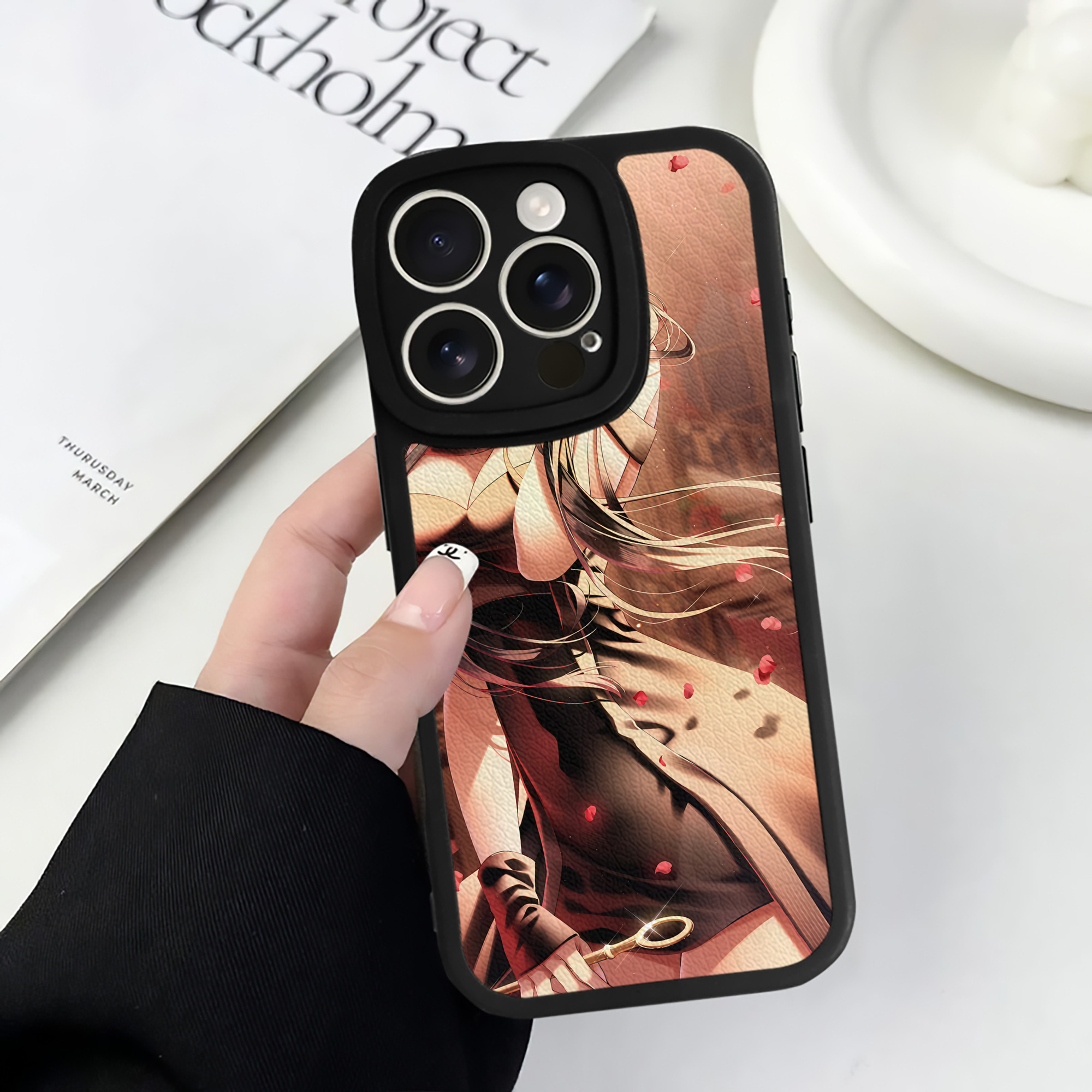 （画像用） SPY×FAMILY间谍家家酒 【iPhone 16シリーズ対応】シリコンスマホケース（レザー調） 材質：シリコン